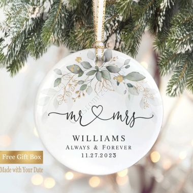 Mr and Mrs Ornament, Personalized Couples Ornament, Wedding Gift Or Newlywed Gift